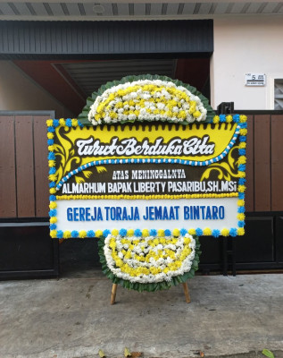 Papan Bunga Duka di Teluk Sampit